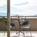 9 Apartment